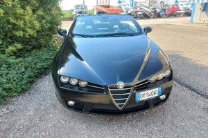Alfa Romeo Spider 1750 TBi