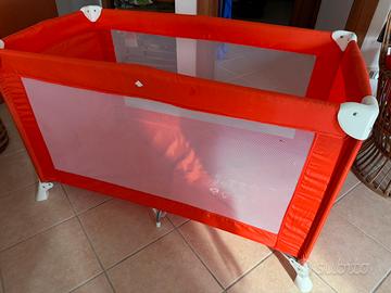 Lettino da campeggio con materasso