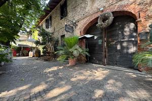 CASA INDIPENDENTE A CAMERI