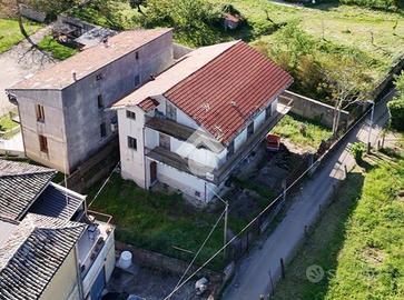 CASA INDIPENDENTE A CERVINARA