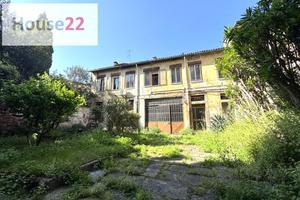 CASA SINGOLA o LOFT con GIARDINO PRIVATO nel CENTR