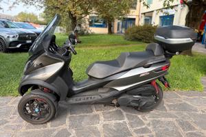 Piaggio MP3 300 hpe GUIDA PATENTE B