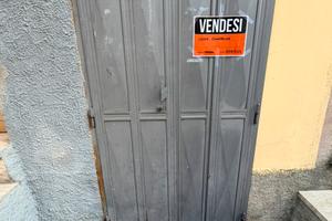 Locale artigianale / commerciale