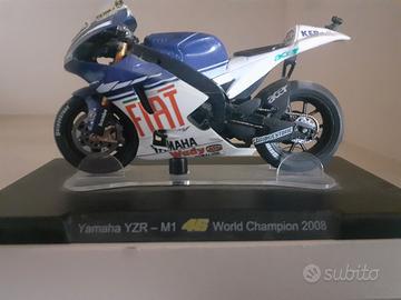 Modellino YAMAHA YZR-M1 2008 di Valentino Rossi