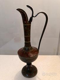 Antiquariato: vaso in ottone intagliato made india