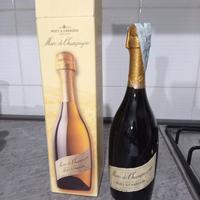 bottiglia di moet & chandon