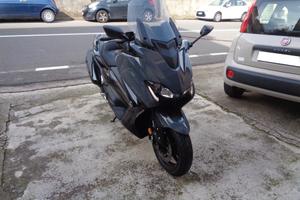 YAMAHA T MAX 560 TECH - MAX (FINANZIABILE)