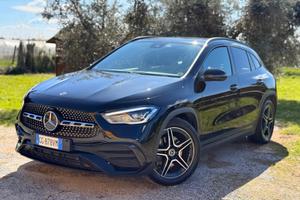 Mercedes GLA  33.000 km!