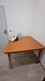 Tavolo sala da pranzo