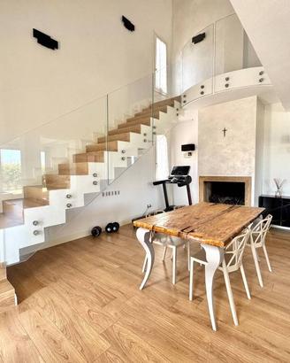 Villa di 245 m² con più di 5 locali a Lamporecchio