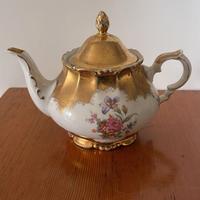 Teiera vintage Bavaria in porcellana decorata oro