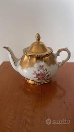 Teiera vintage Bavaria in porcellana decorata oro