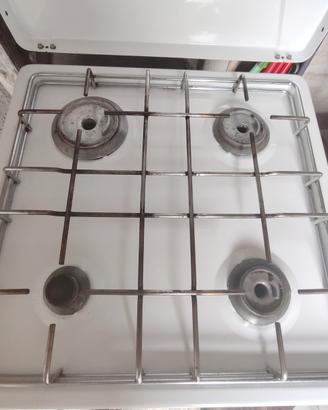 Cucina a gas no forno leggere bene 