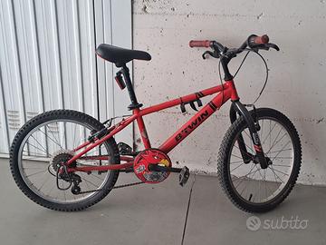 Mountain bike B Twin
