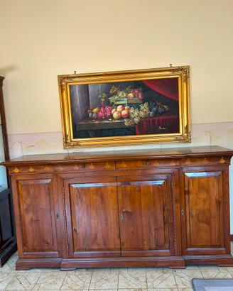 Credenza in legno massello con intarsi