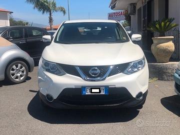 Nissan Qashqai 1.5 dCi Tekna - 2015 Tua a 230€ al 
