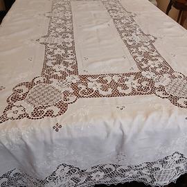 tovaglia rettangolare pizzo di Burano 