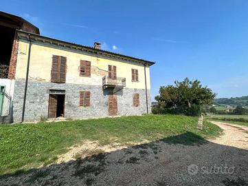 CASA SEMINDIPENDENTE A CASTELL'ALFERO