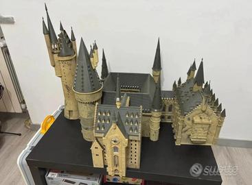 Castello Harry Potter con riviste e personaggi