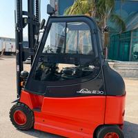 CARRELLO ELEVATORE ELETTRICO LINDE E 30