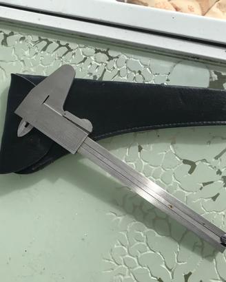 Utensile calibro