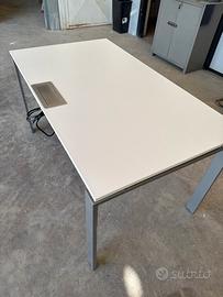 Tavolo da ufficio pezzi disponibili 4