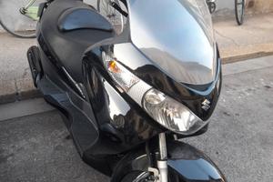 suzuki burgman 200 km11.000