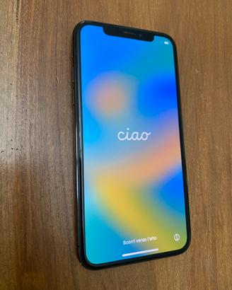 iPhone X 64 GB – Perfetto – Batteria 79% – Scatola