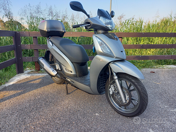 Kymco people gti 200