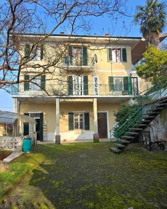 Appartamento di 90 m² con 5 locali a Romano Canave