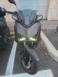 Yamaha X Max 300