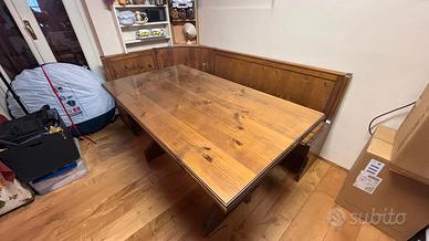 tavolo con panca 