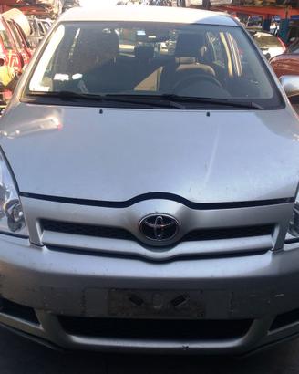 TOYOTA COROLLA VERSO 3^ SERIE - 2004 - 2009