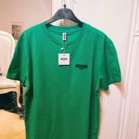 Maglietta firmata Moschino