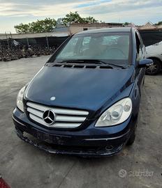 RICAMBI USATI AUTO MERCEDES Classe B W245 1° Seri