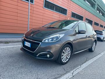 Peugeot 208 1.2 benz 82cv 5 porte - Distribuzione 