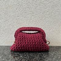 Borsa intrecciata borgogna fatta a mano – unica