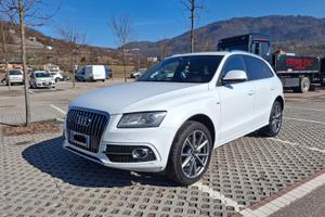 AUDI Q5 3.0 V6 245CV + GANCIO TRAINO