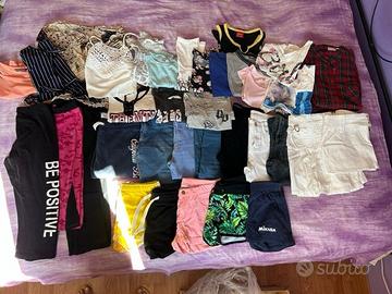 Stock di magliette t-shirt,top pantaloni giacche