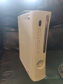 Xbox 360 "speciale",60gb hdd+11giochi e 2 joystick