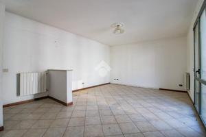 3 LOCALI A LUMEZZANE