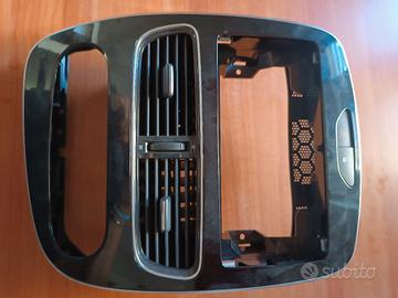 Cornice centrale Clio IV