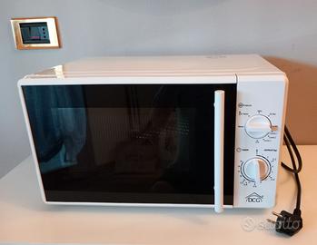 Forno microonde DCG