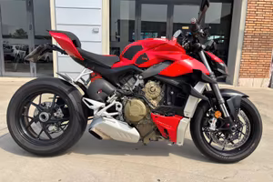 Ducati Streetfighter V4