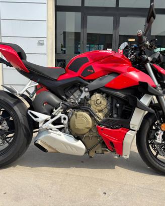 Ducati Streetfighter V4