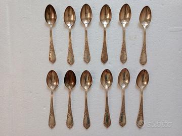 Dodici Cucchiaini Vintage placcati in Argento 