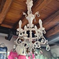 Lampadario in ferro battura bianco (stile shabby)