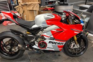 Ducati panigale v4s corse