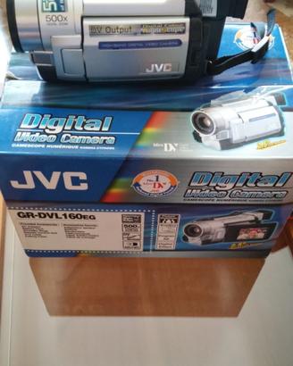 Telecamera a microcassette JVC