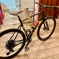 BICICLETTA GRAVEL”DART”(usata 3 volte!)-NERO /